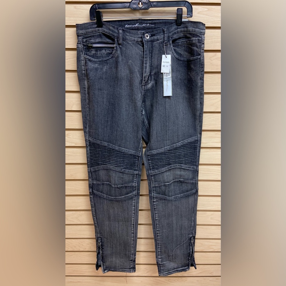 NWT TOUCH ME FASHIONABLE WOMEN JEANS SIZE 14
